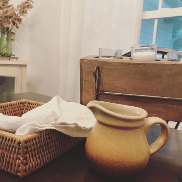 Vintage Pfaltzgraff Creamer Pitcher - Picture 2 of 4